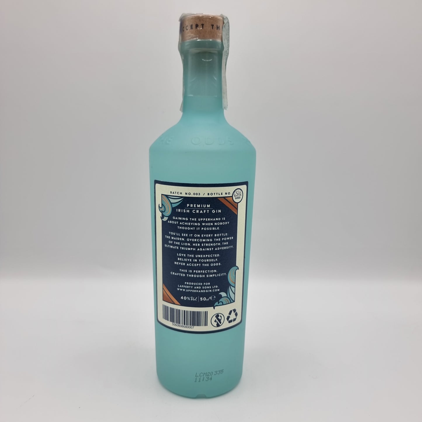 Upperhand gin - Tradizioni Malcesine