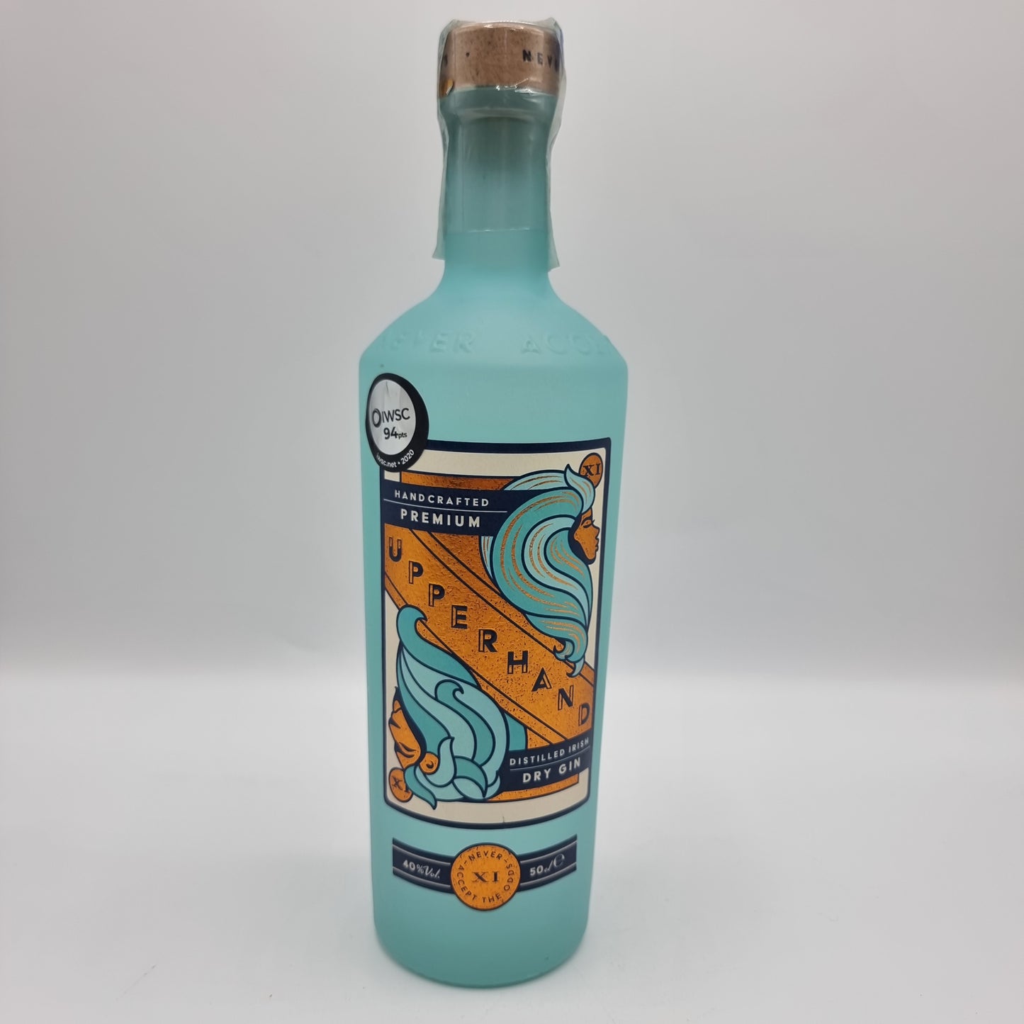 Upperhand gin - Tradizioni Malcesine