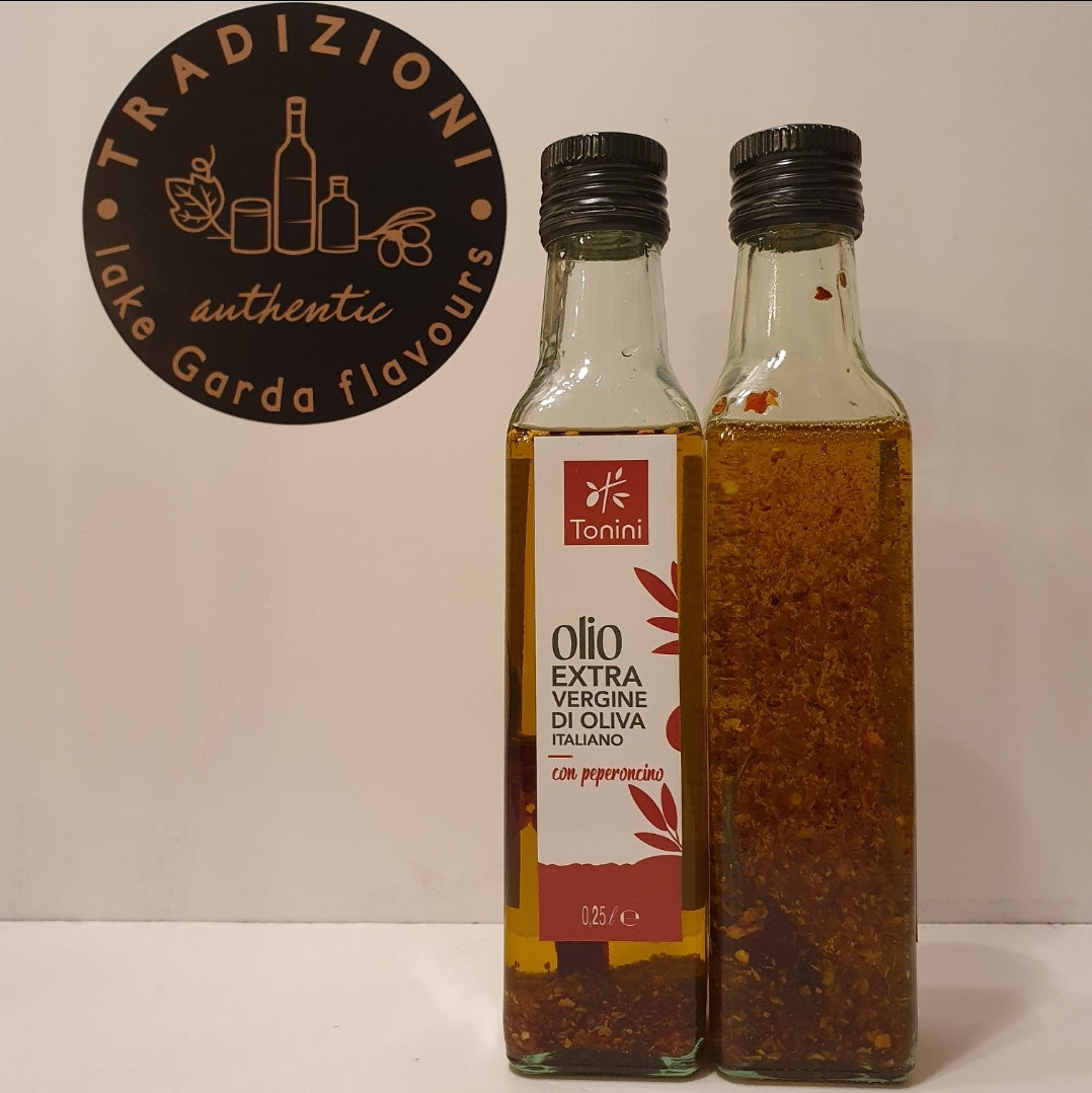 Olivenöl von Familie Tonini(Malcesine) mit Chili - Tradizioni Malcesine