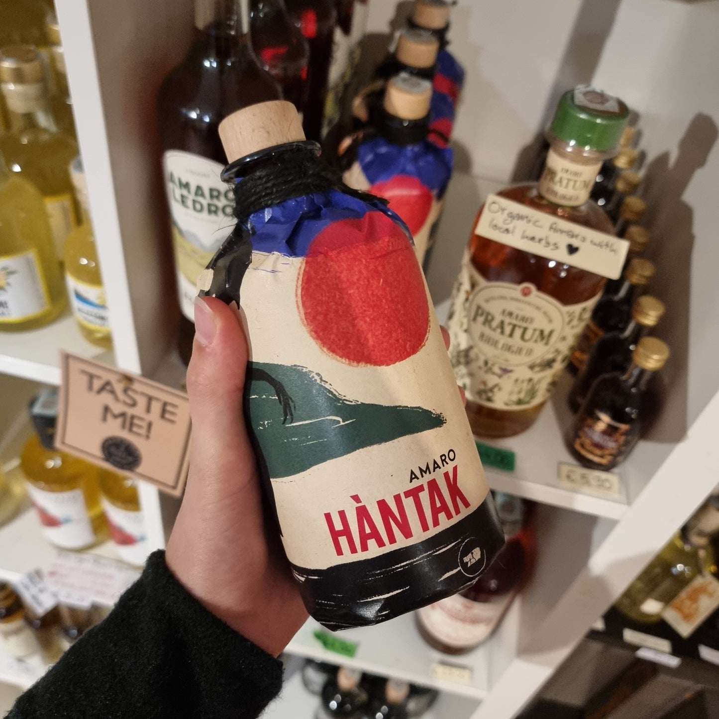 Amaro Hàntak
